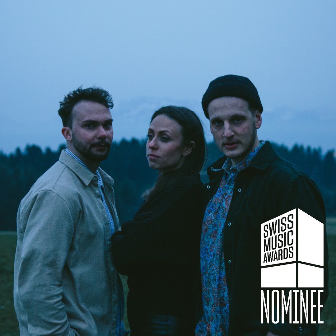 holy guacamoly😱🥑 we are nominated for a swiss music award! absolutely crazy! thank you so much for your support everybody!!🤍

so, we have the honor to be nominated in the category „best crushing newcomer“ together with @sam.himself and @zianmusicofficial and you can now vote for your favorit! and it would be freaking awesome if you would give us your vote! holemer de stei!🤞🏽🗿

@swissmusicawards 
@muverecordings 
📷 @summerwashedout 

#weareava#ava#band#trio#pop#electropop#newcomer#bestcrushingnewcomer#crush#20minuten#20minutes#20minutenradio#sma#swissmusicaward#thankful#wohoo#mai#musikvertrieb#muve#outnow#debutalbum#innergardening#nominee#stein#nominiert